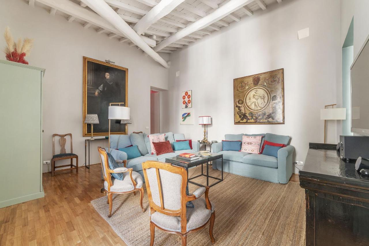 Apartment Casa Pace, A Burghesius